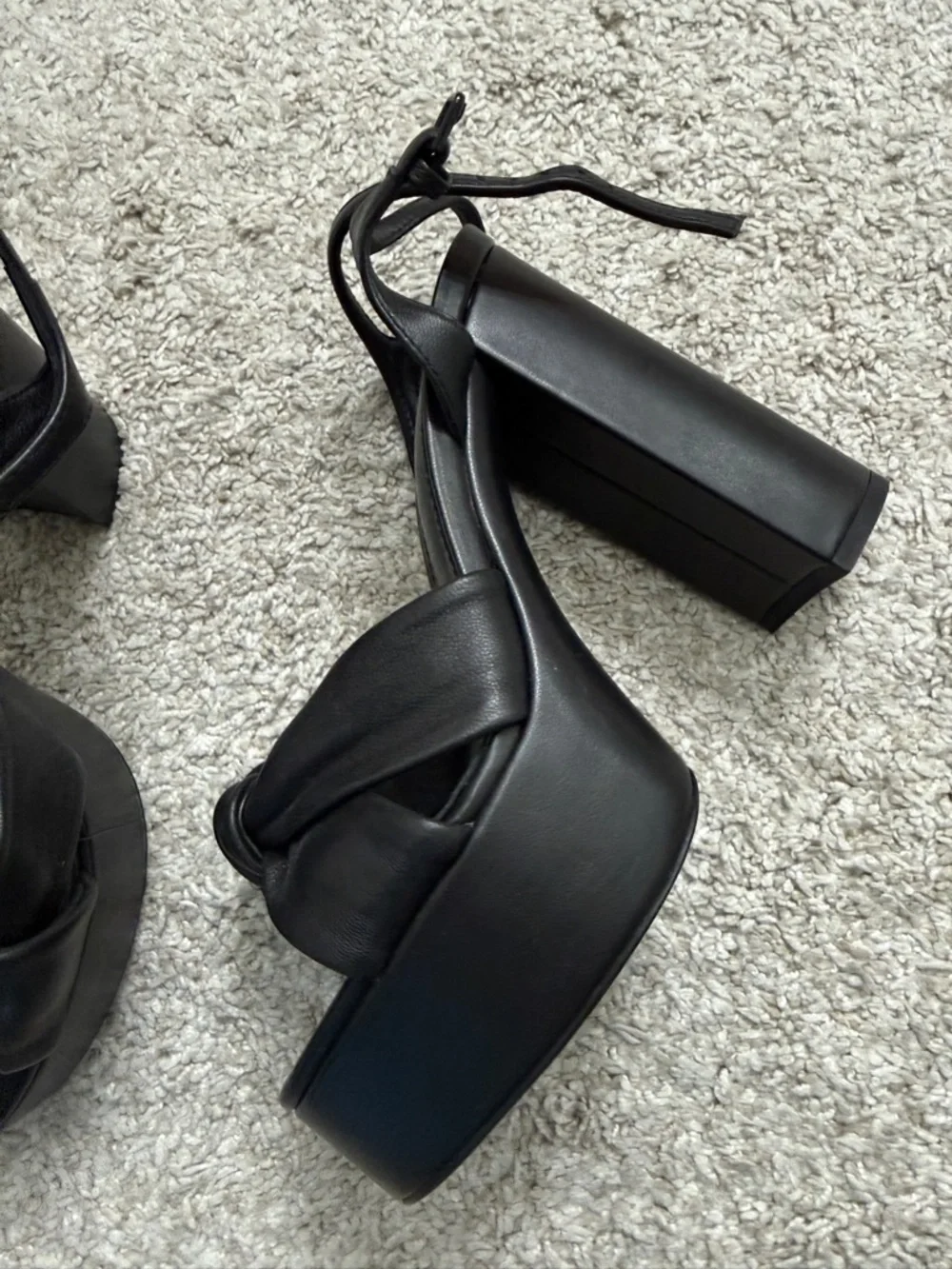 Saint Laurent Black Knotted Leather Platform Heels - Picture 5 of 7
